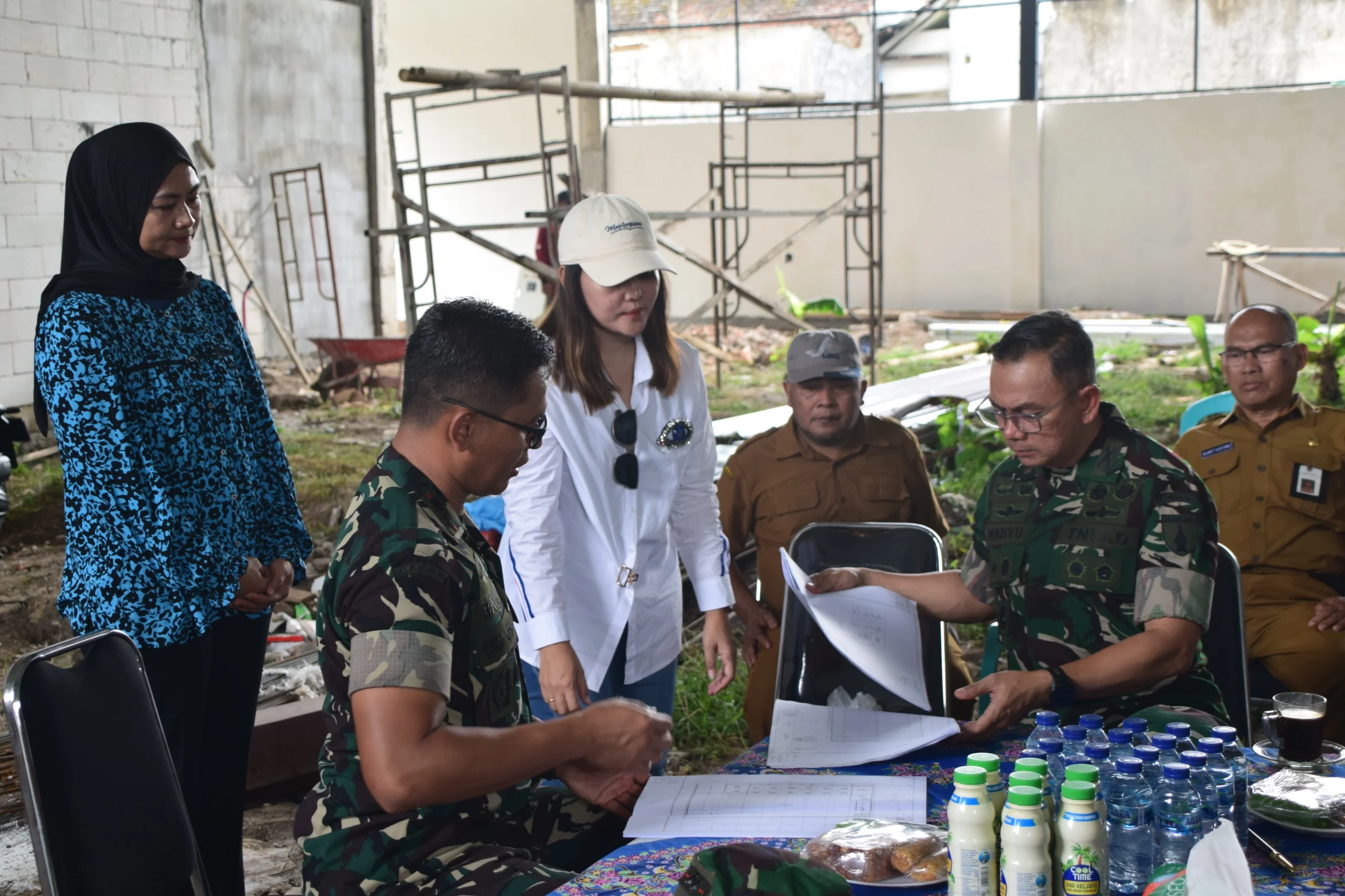 Danrem 083/BDJ Peninjau KDKMP  Kec Singosari