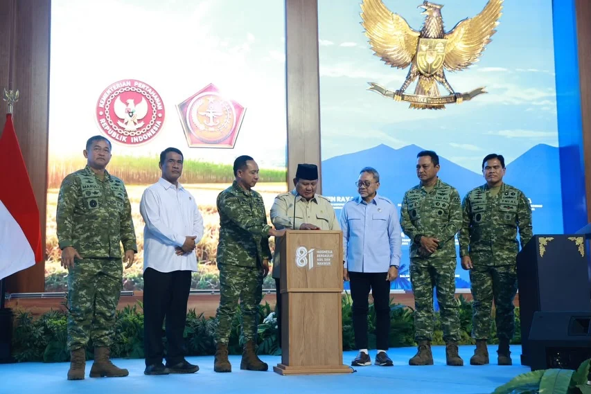 Panen Raya TNI Dalam Rangka Mendukung Program Ketahanan Pangan Nasional di Lanud Abdulrachman Saleh malang