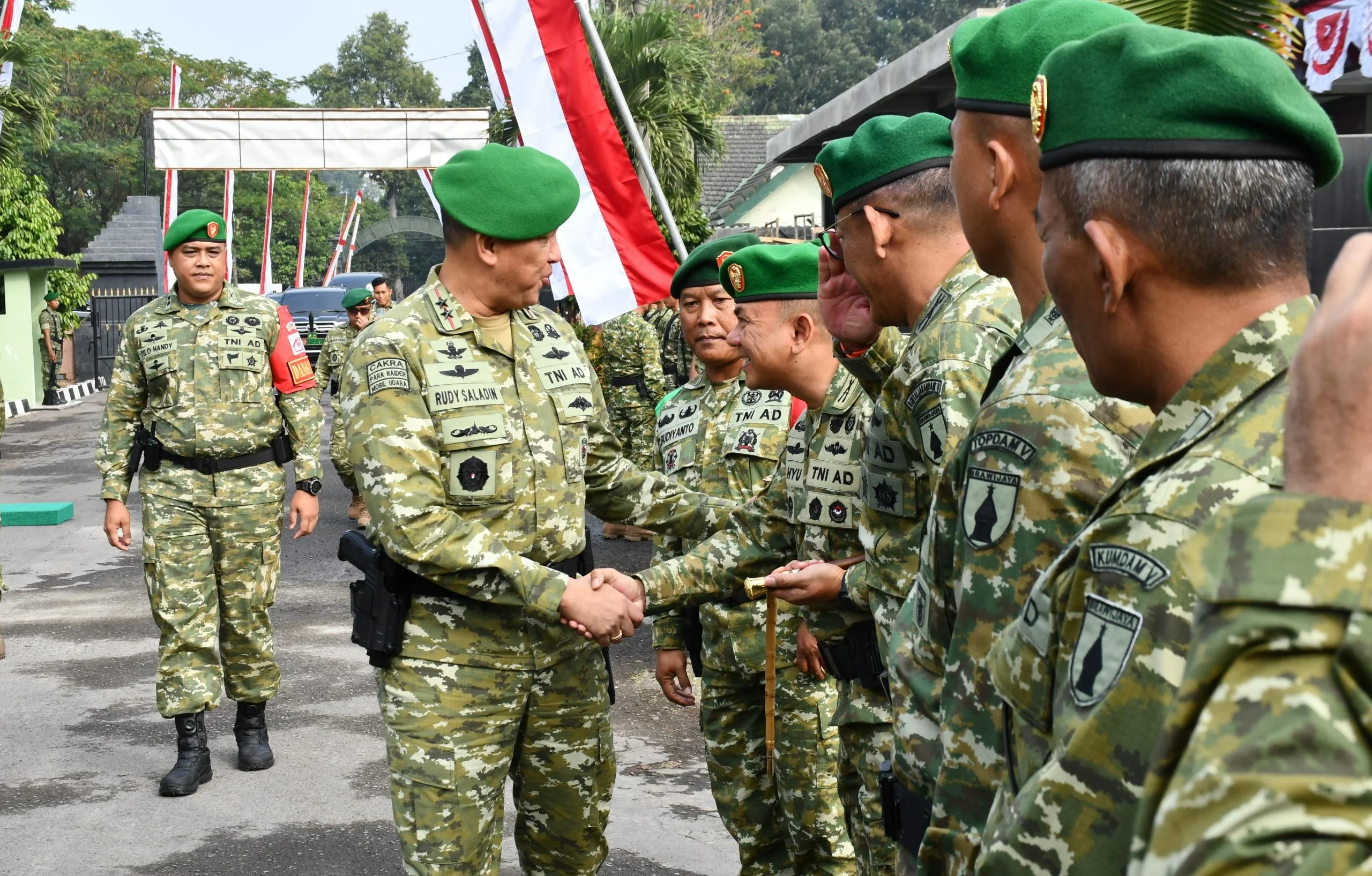 Danrem 083/BDJ Menghadiri Penutupan Diklat SPPI KDKMP di Bela Negara Rindam V/Brawijaya Kota Malang