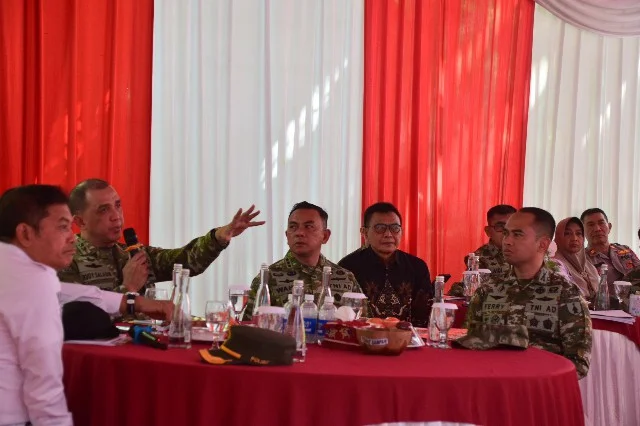 Dampingi Pangdam Tinjau Yonif Teritorial Pembangunan, Danrem 083/Bdj Pastikan Sinergi Daerah Berjalan Optimal