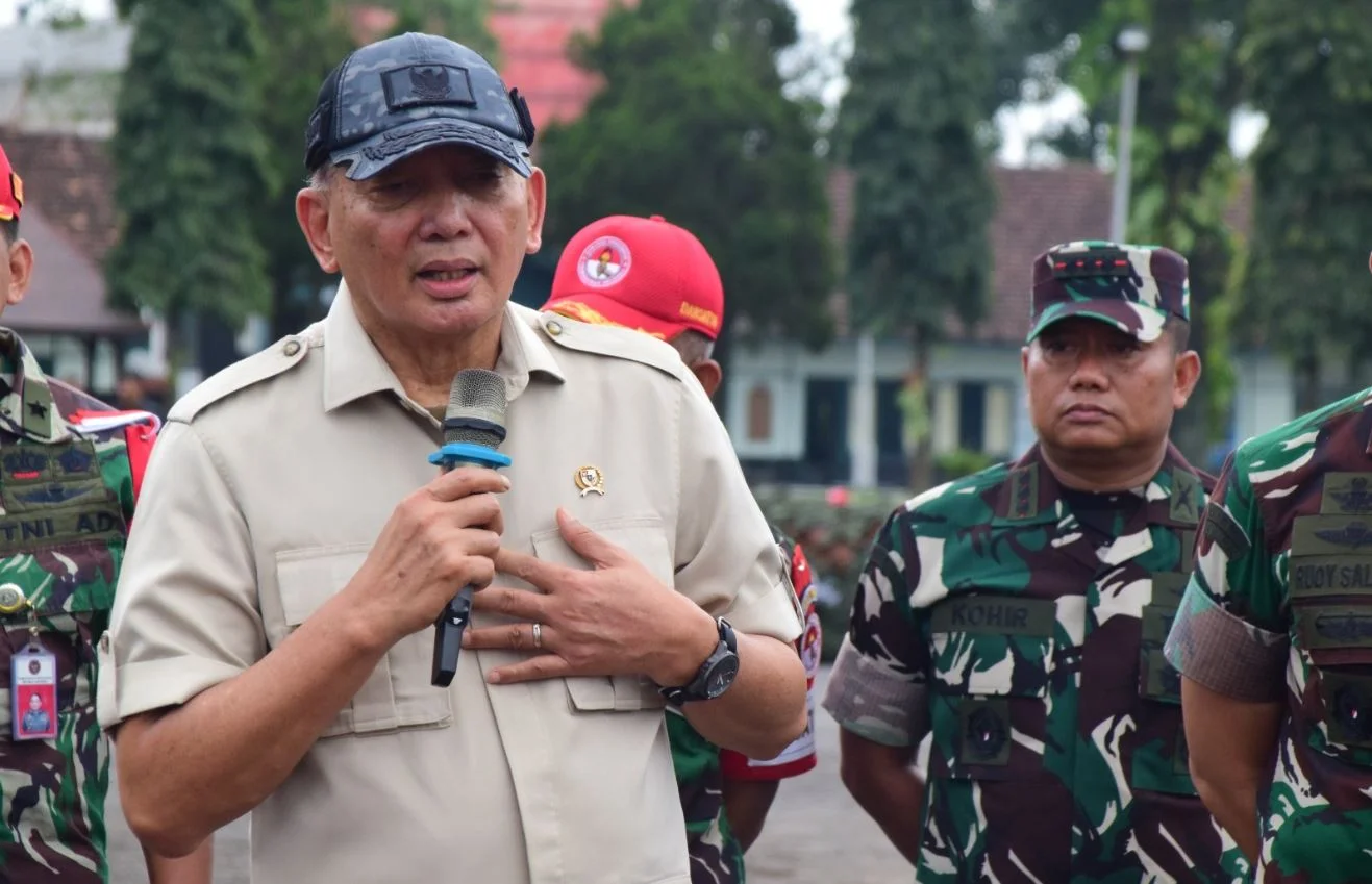 Danrem 083/Bdj Dampingi Menhan Ke Malang Tinjau SPPI