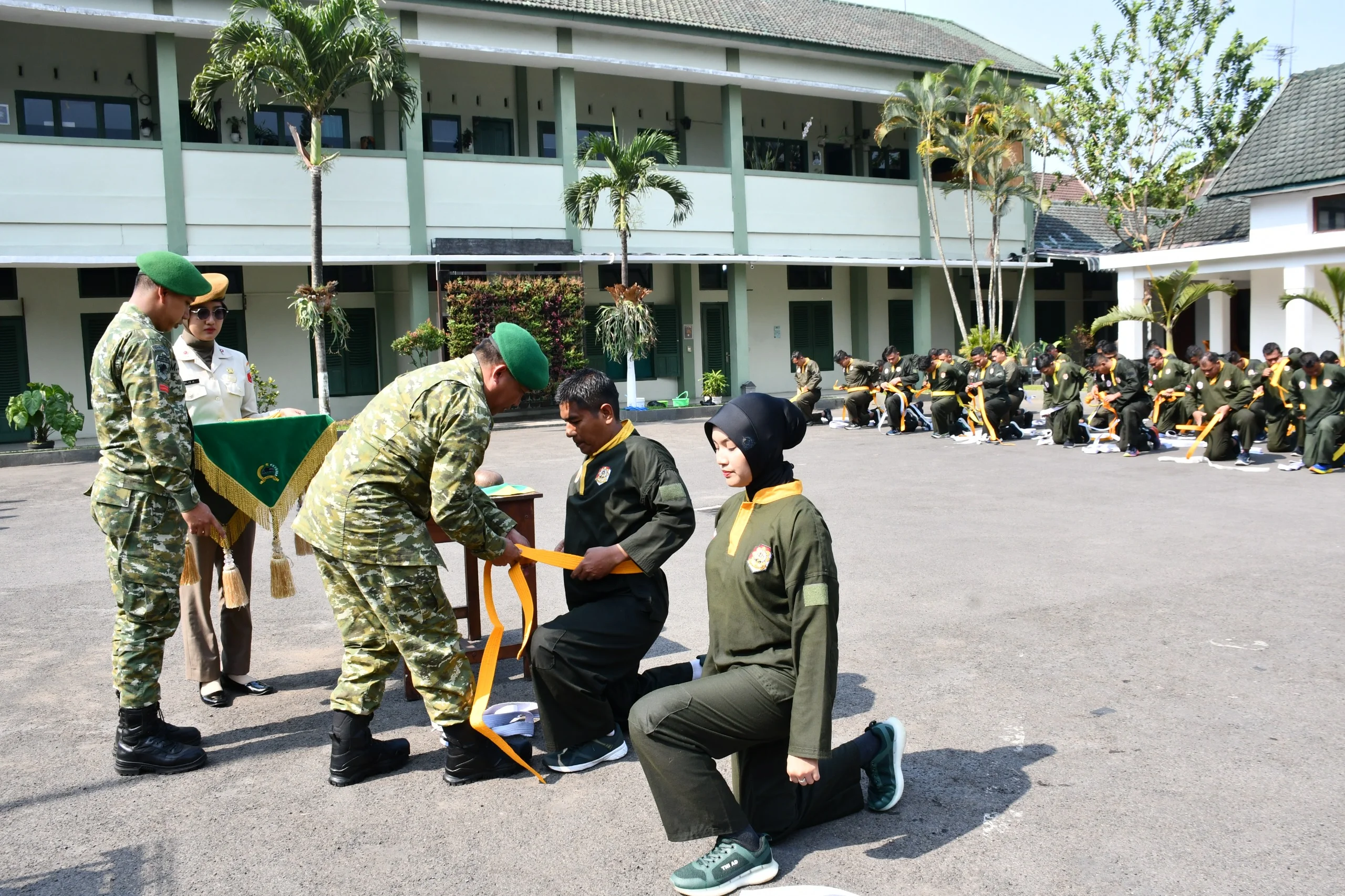 Korem 083/Bdj Gelar Tradisi Kenaikan Tingkat dan Penyematan Sabuk Kuning PSM, "Sabuk Kuning Adalah Simbol Amanah dan Tanggung Jawab"