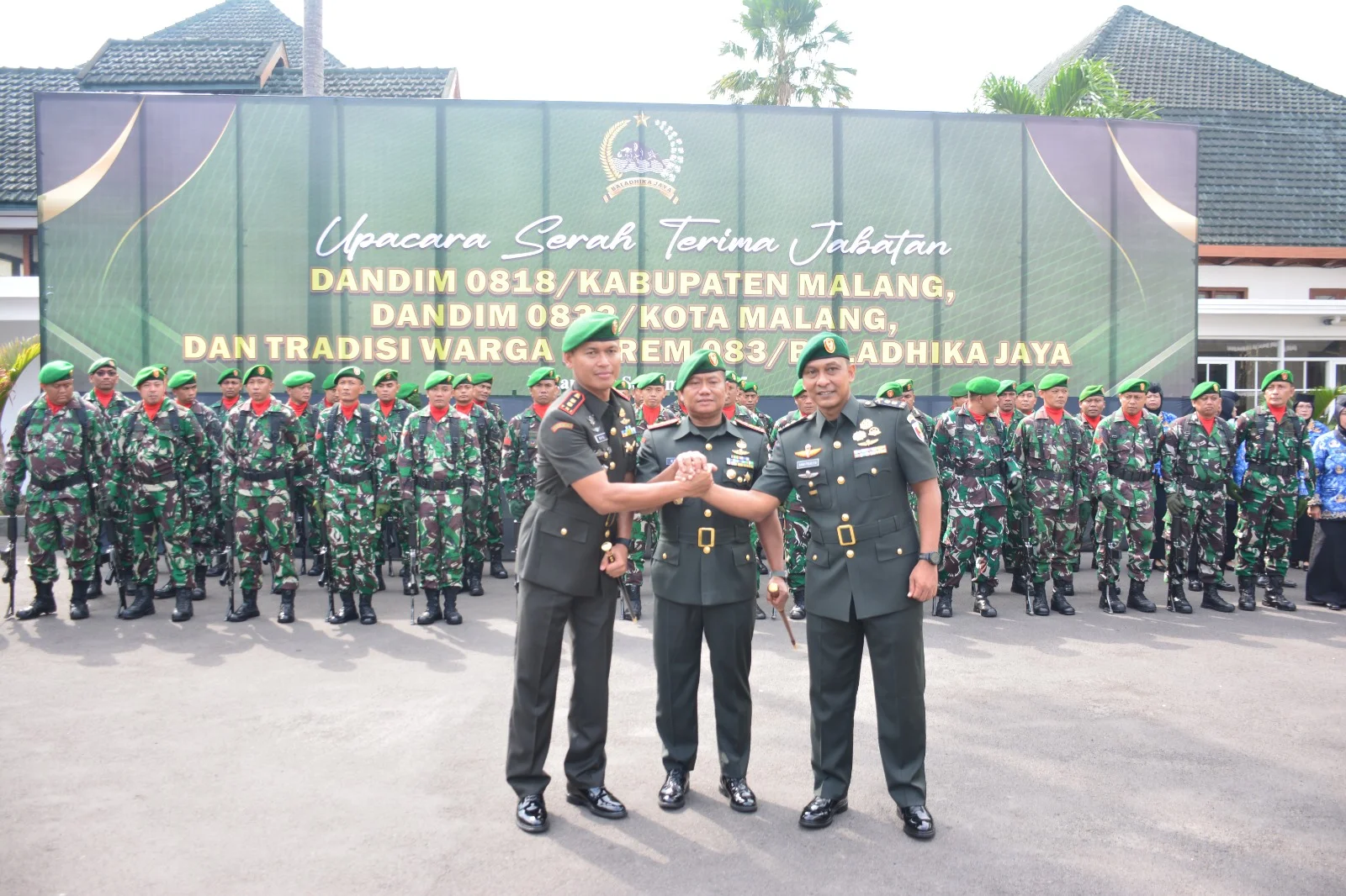 Sertijab Dandim 0818 Dan 0833, Danrem 083/Bdj Tekankan Profesionalisme Prajurit