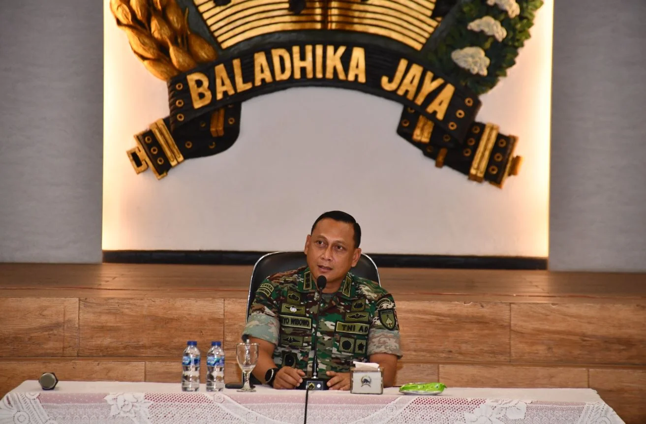 Danrem 083/Bdj beri Motifasi kepada Prajurit dan PNS Di Aula Makorem