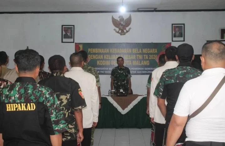 Kodim 0833 Gelar Pembinaan Kesadaran Bela Negara (PKBN) Bersama Keluarga Besar TNI
