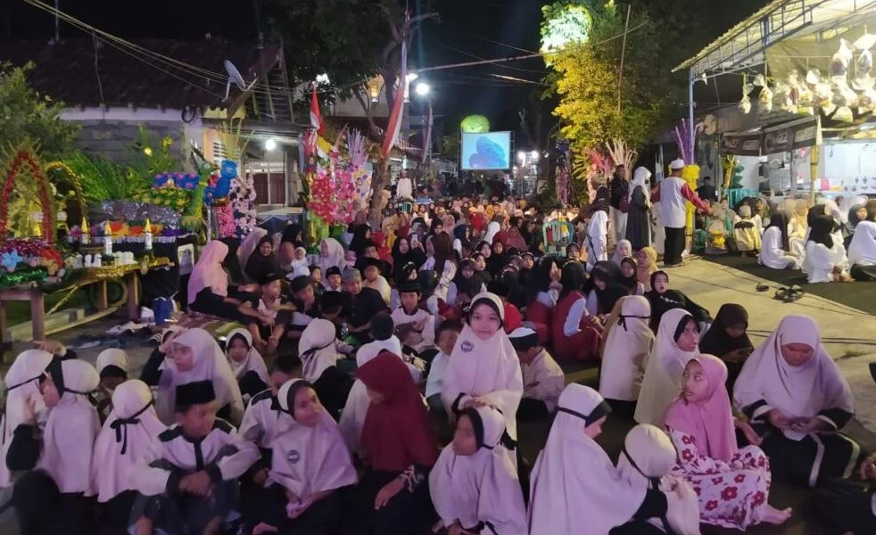 Kampung Ujung Bersholawat, Danramil 0825-01/Banyuwangi Hadiri Peringatan Maulid Nabi