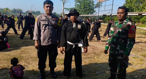 Koramil 0824-13/Rambipuji Dukung Kegiatan Lari Bersama PSHT, Perkuat Kebersamaan dan Kondusivitas Wilayah