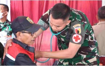 Bakti Kesehatan Hari Juang TNI AD 2025, Danrem 083/Bdj Tegaskan Komitmen TNI Selalu Hadir untuk Rakyat