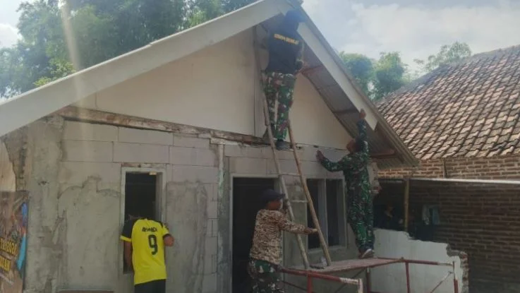 Kodim 0819/Pasuruan Percepat Pembangunan RTLH untuk Warga Desa Kurung
