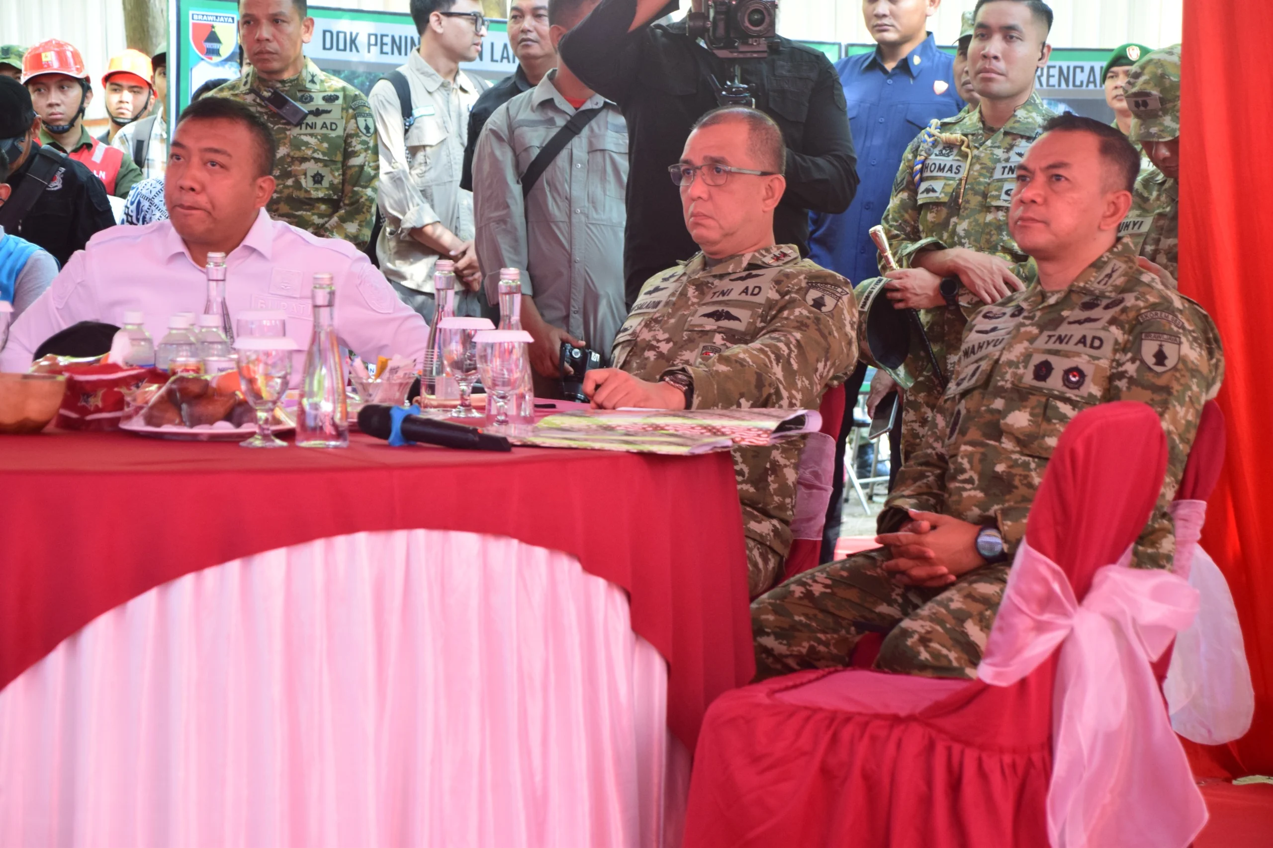 Danrem 083/Bdj Dampingi Pangdam V/Brawijaya Pastikan Kesiapan Pembangunan Yonif TP di Situbondo