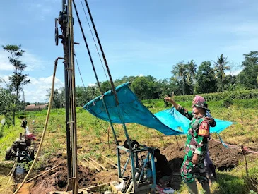 Deru Mesin Pengebor Menggema di Dadapan! Koptu Alam Turun Langsung Dampingi Ikhtiar Warga Dapatkan Air Bersih