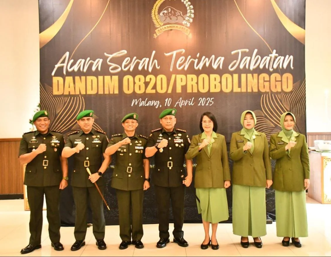 Danrem 083/Bdj Pimpin Acara Langsung Serah Terima Jabatan Dandim 0820/Probolinggo
