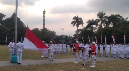 Paskibraka Bondowoso Tampil Prima, Upacara Penurunan Bendera HUT ke-81 RI Berlangsung Khidmat