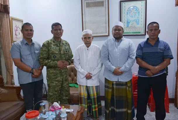 Dandim 0824/Jember Perkuat Sinergitas Dengan Tokoh Agama, Jaga Kondusivitas Wilayah Melalui Silaturahmi Ke Ponpes Nurul Islam