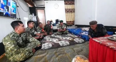 Ada Apa TNI Sambangi Pura Sandyasena Karangdoro? Pesan Khusus Danposramil Tegalsari Terungkap