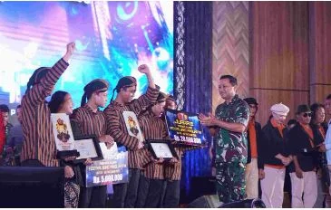 Musisi Jalanan Kodam V/Brw Boyong 2 Piala Panglima TNI 2025